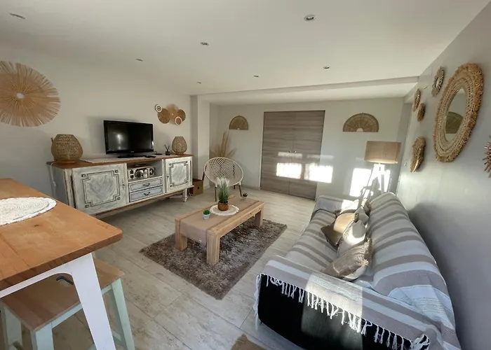 Appartement Calme Au Jardin De Cesar