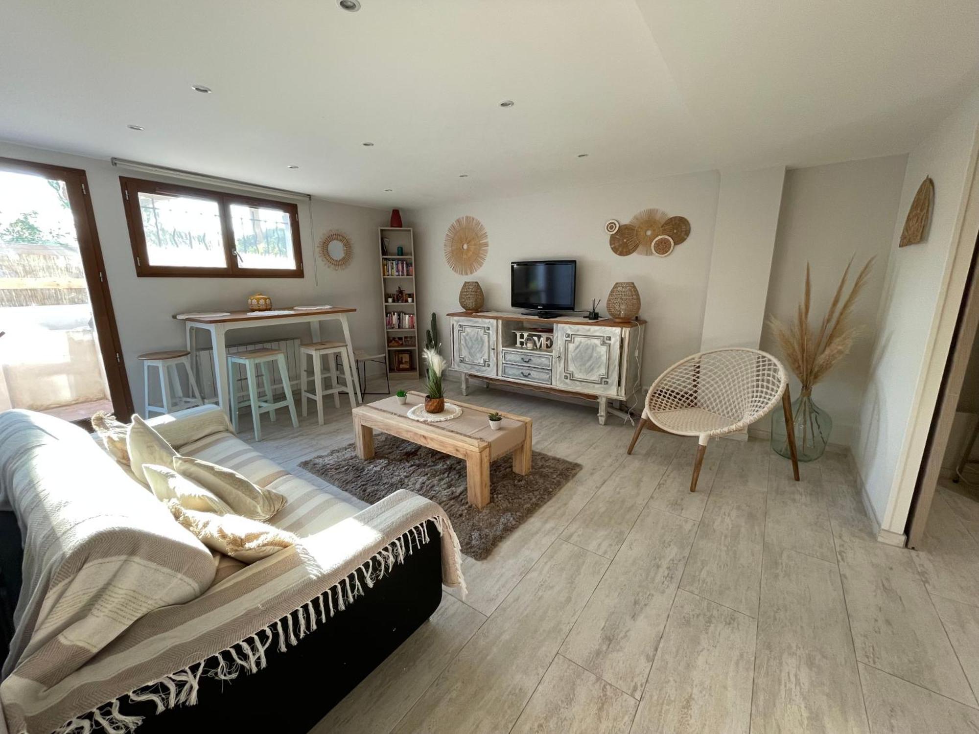Appartement Calme Au Jardin De Cesar Fréjus