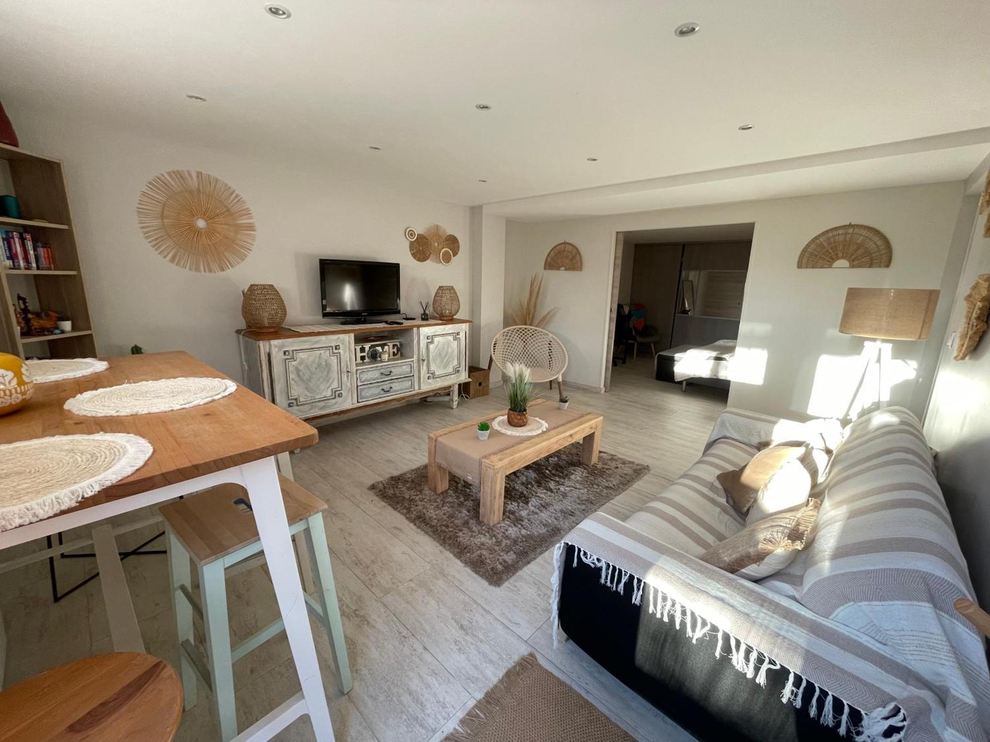 Appartement Calme Au Jardin De Cesar